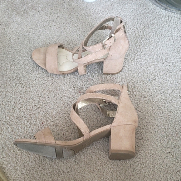 Circus by Sam Edelman Strappy Heels - Picture 5 of 6